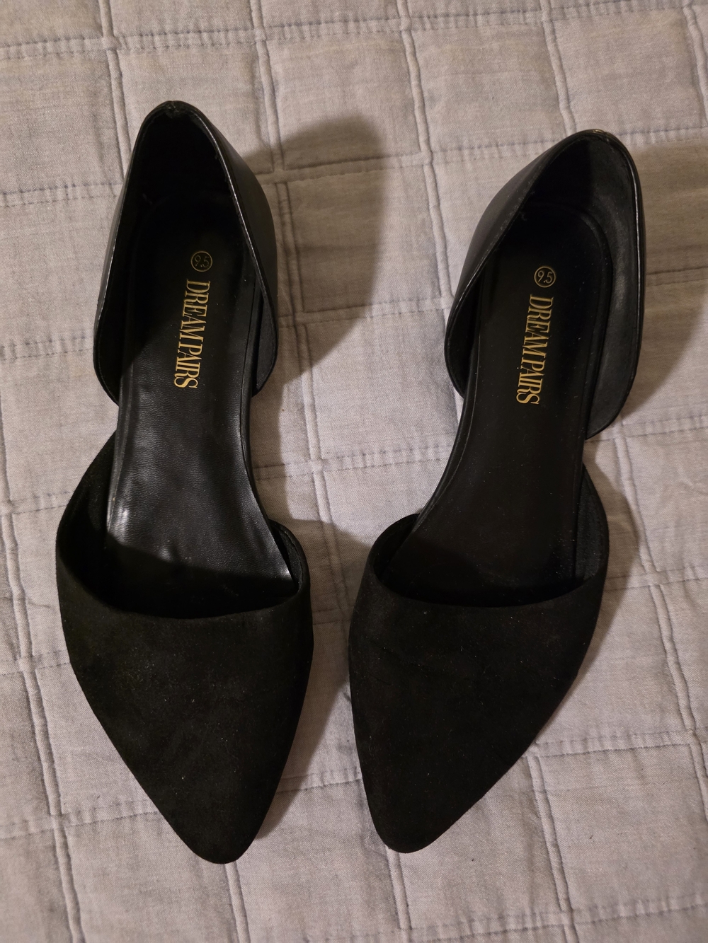 Dream Pairs Black Pointed D'Orsay Flats - Suede-Look